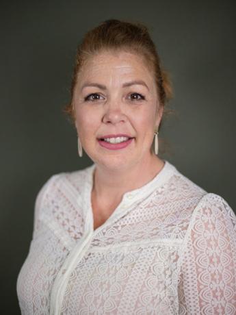 Joyce  Anneveldt